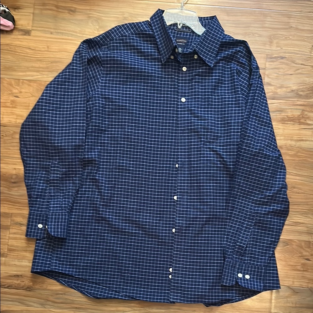 Dockers Blue Casual Button Down Shirt with Checkered Pattern